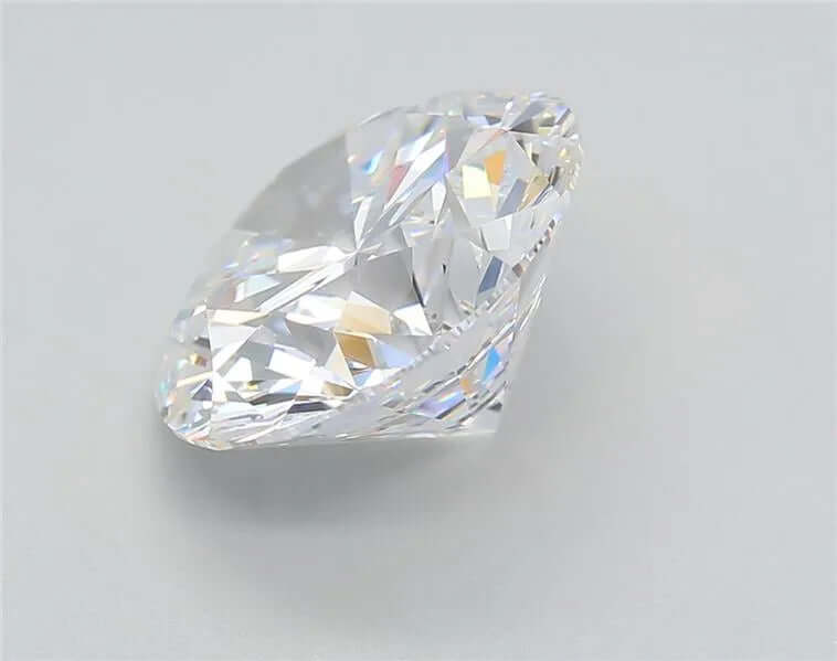 5.56 Carats ROUND Diamond