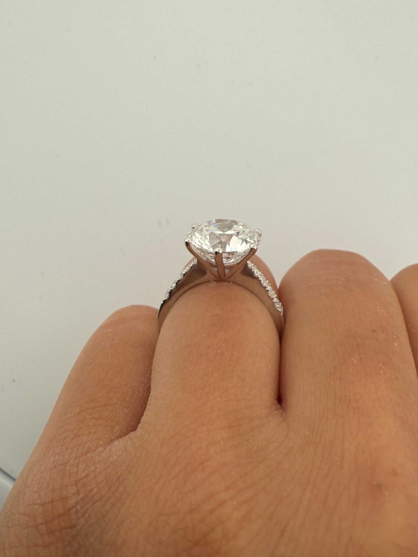 5.00 Ct F Renk VS2 Berraklık Süzme Taşlı İtalyan Kol Pırlanta Yüzük