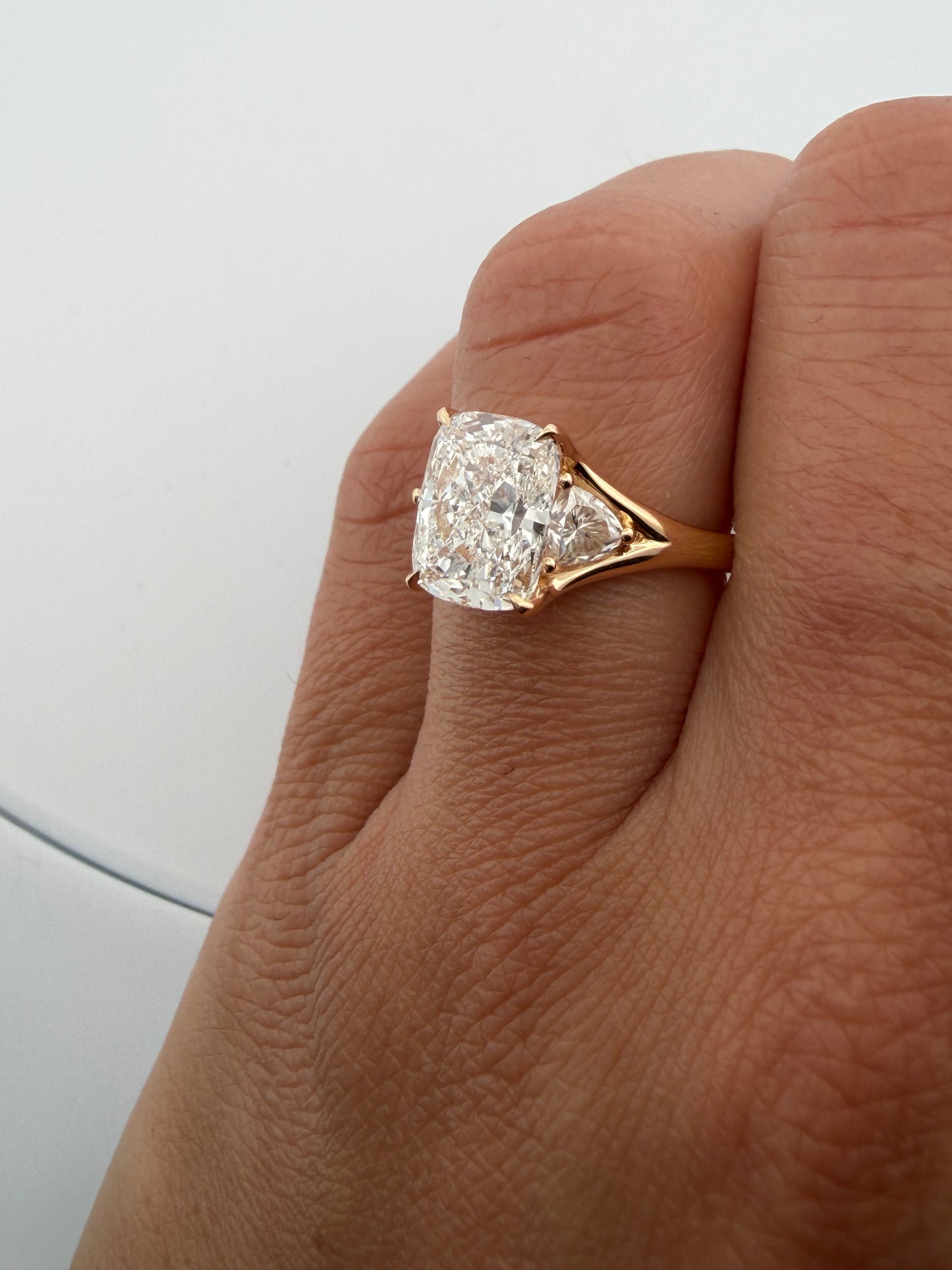 3.0 Ct Elongated Cushion Trillion Pırlanta Yüzük | BirKarat