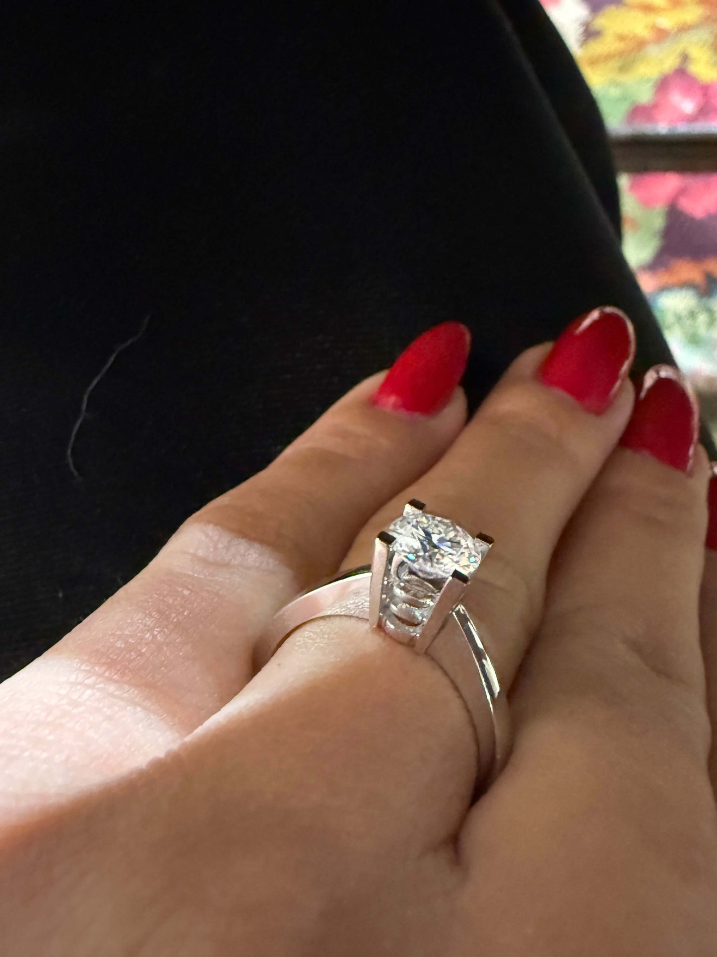 1.00 Ct D Renk VVS2 Berraklık Asansörlü Montür Tektaş Pırlanta Yüzük