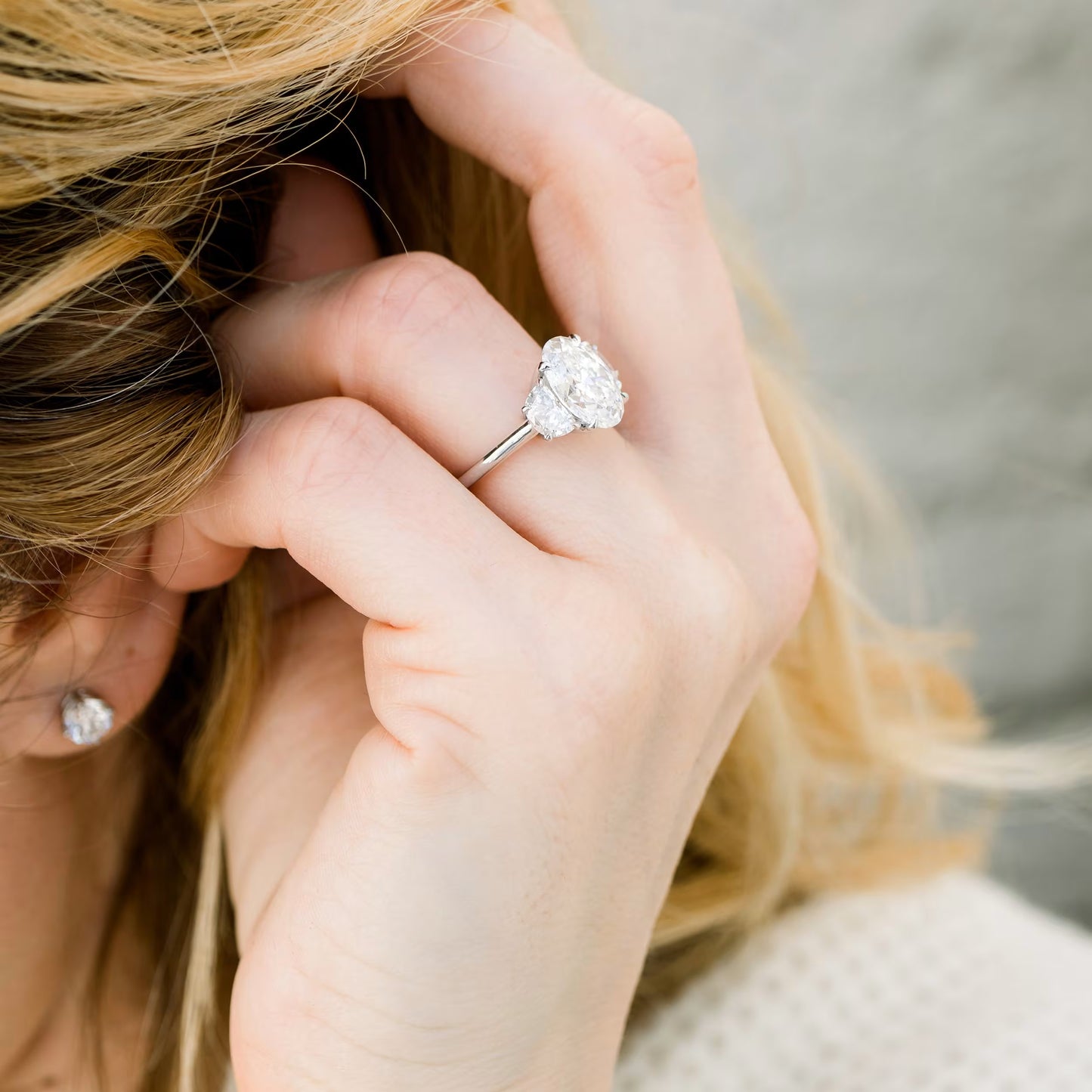 Yarım Ay Oval 2.0 - 4.0 ct