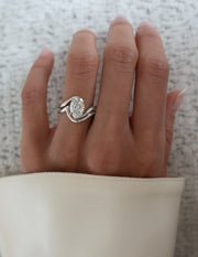 OVAL FLOWA media 11
