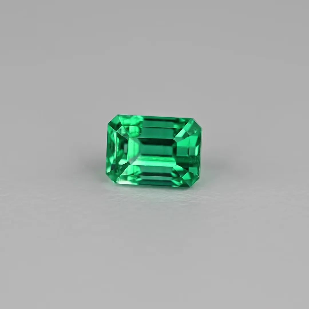 1.30ct Octagonal Natural Emerald (Colour Green, Clarity Eye Clean, Cut Faceted)