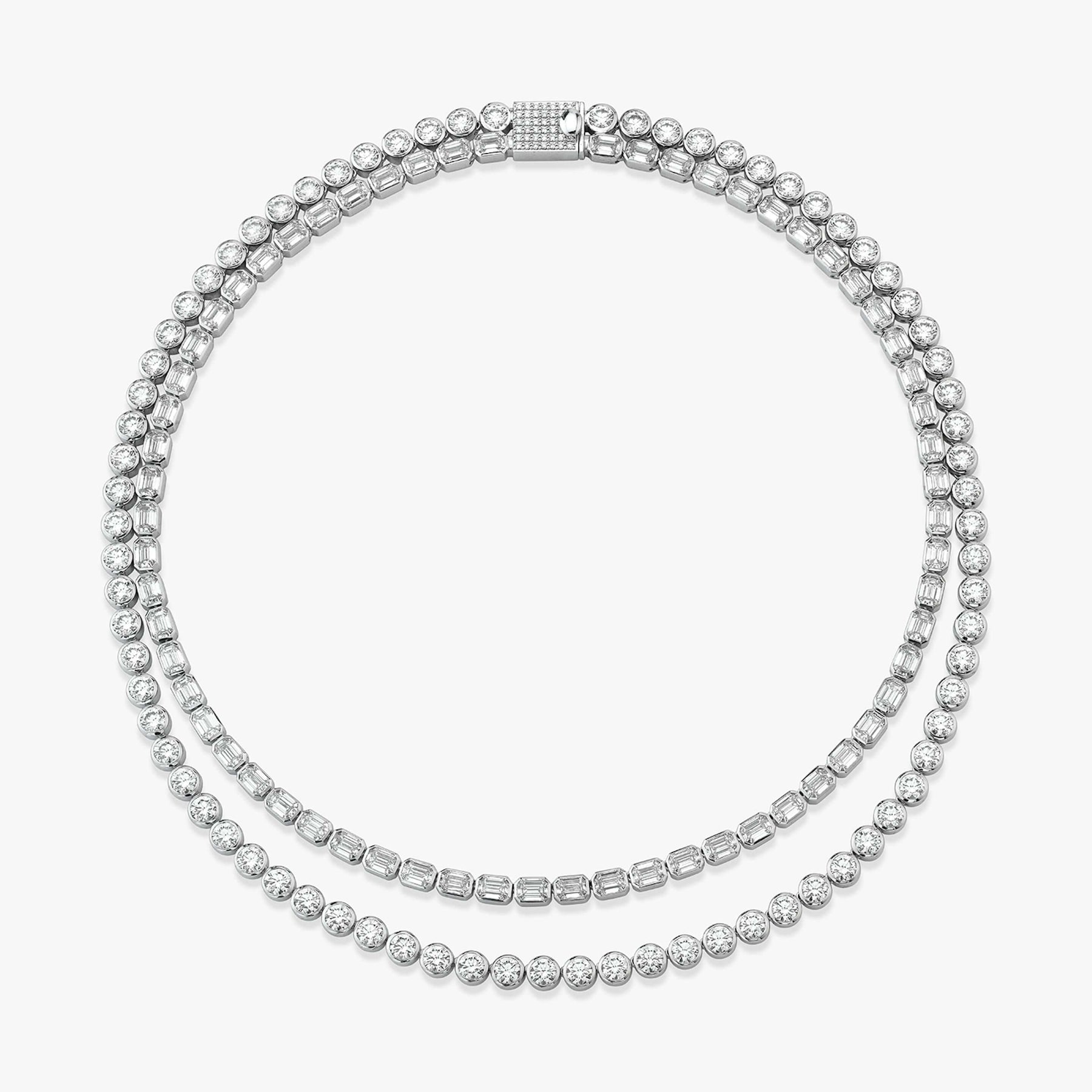 Çift Zincirli Yuvarlak ve Emerald Pırlanta Taşlı Bezel Suyolu Kolye
