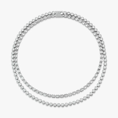 Çift Zincirli Yuvarlak ve Emerald Pırlanta Taşlı Bezel Suyolu Kolye