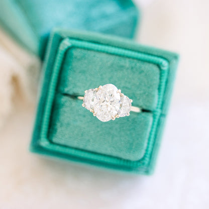 Yarım Ay Oval 2.0 - 4.0 ct