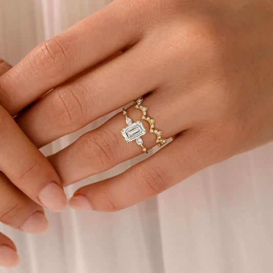 3.20 Ct E Renk VVS2 Berraklık Sarı Altın Emerald Pırlanta Yüzük