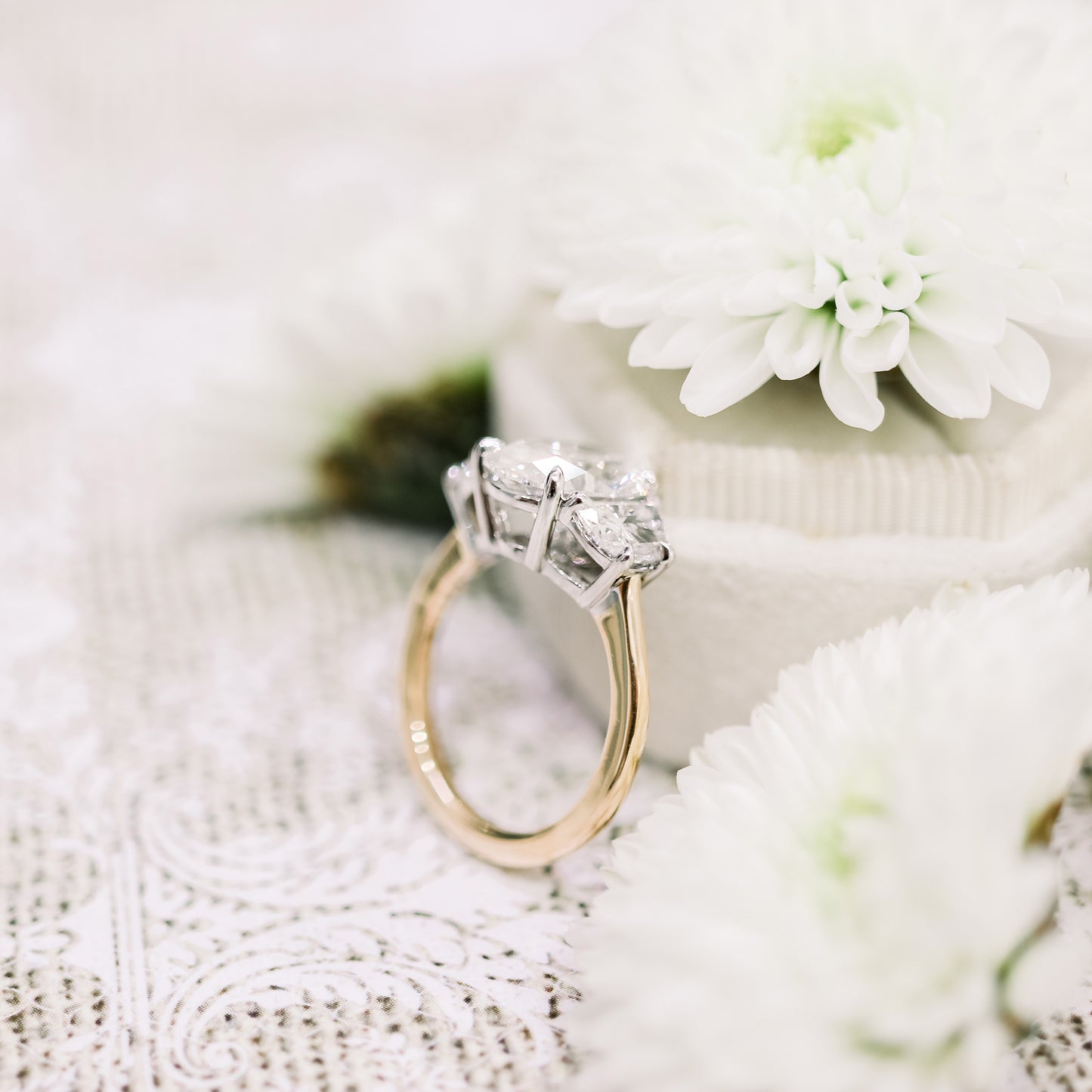 Yarım Ay Oval 2.0 - 4.0 ct