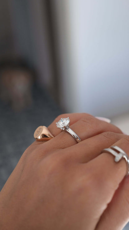 2.24 Ct E Renk Tiffany Model Sertifikalı Pırlanta Yüzük