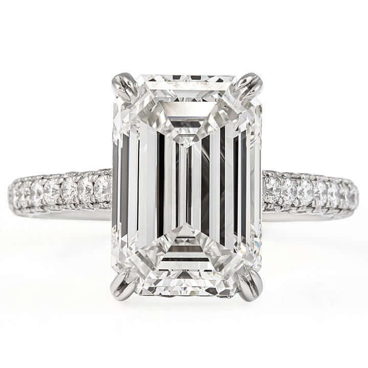 5.00 Ct E Renk VVS2 Berraklık Hidden Halo Kolları Taşlı Emerald Pırlanta Yüzük