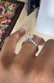 1.50 Ct F Renk SI1 Berraklık Ex Kesim Pırlanta Tiffany Yüzük media 2