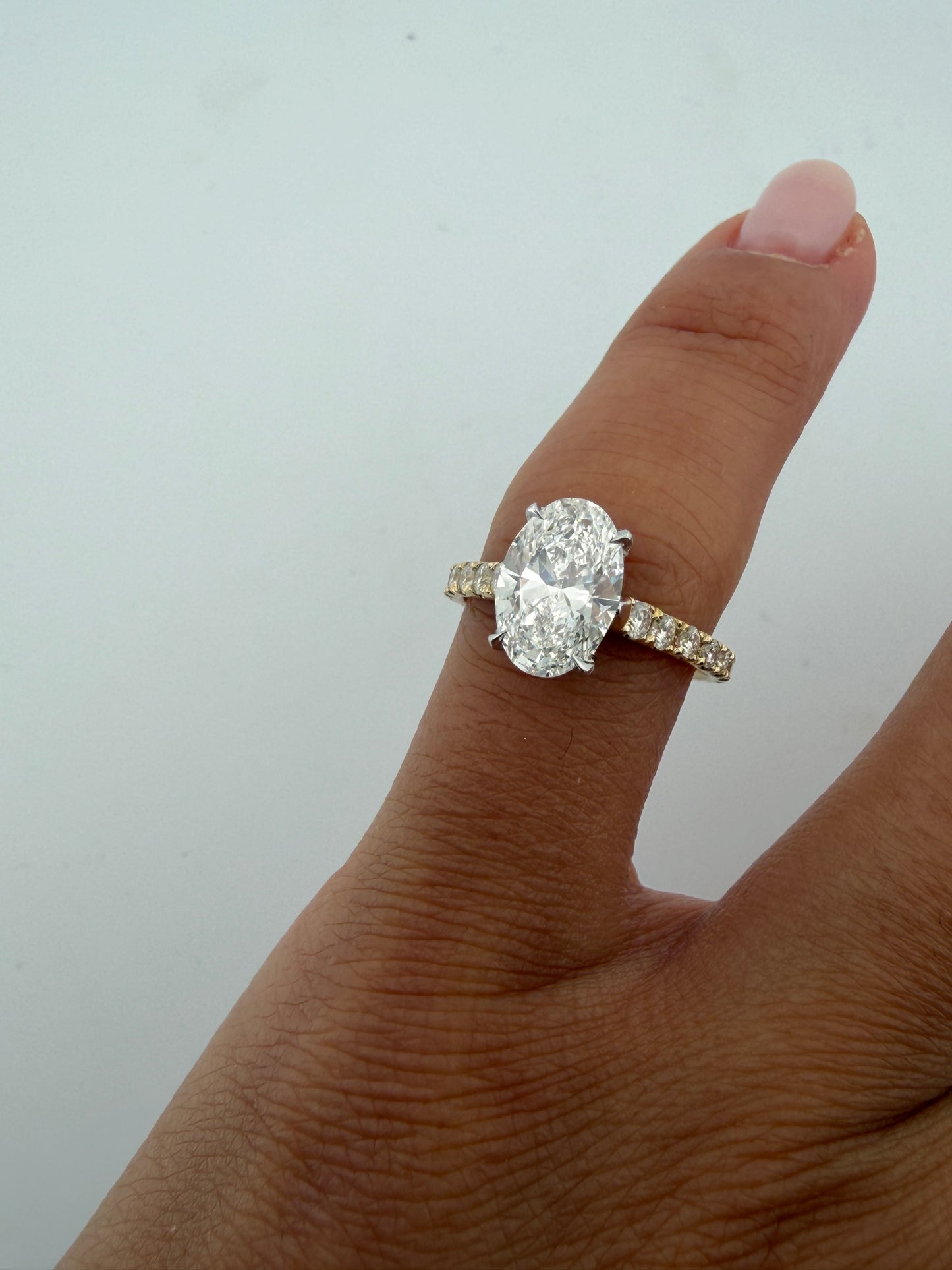 Cartier 1895 Oval 2.0 ct YG