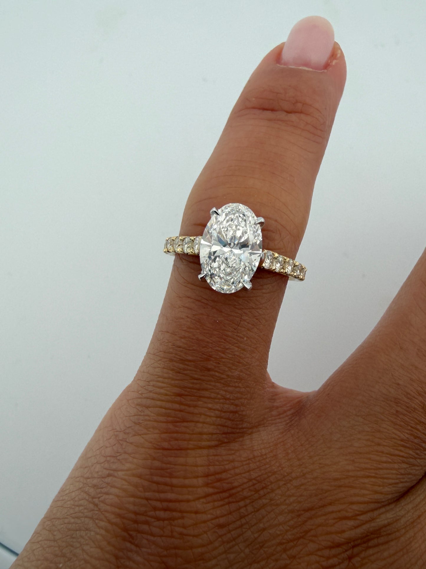 Cartier 1895 Oval 2.0 ct YG