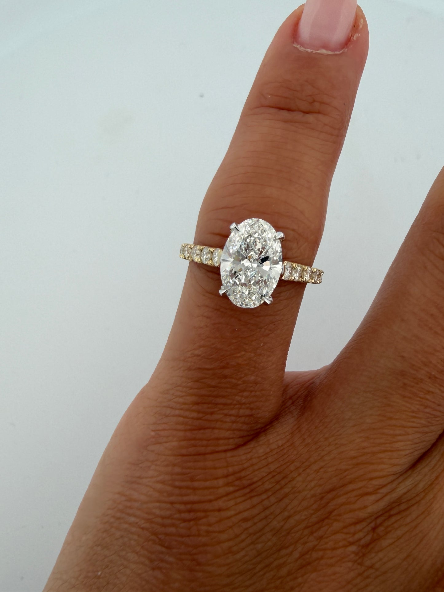 Cartier 1895 Oval 2.0 ct YG