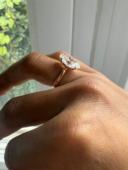248 Oval Hailey Bieber Hidden Halo