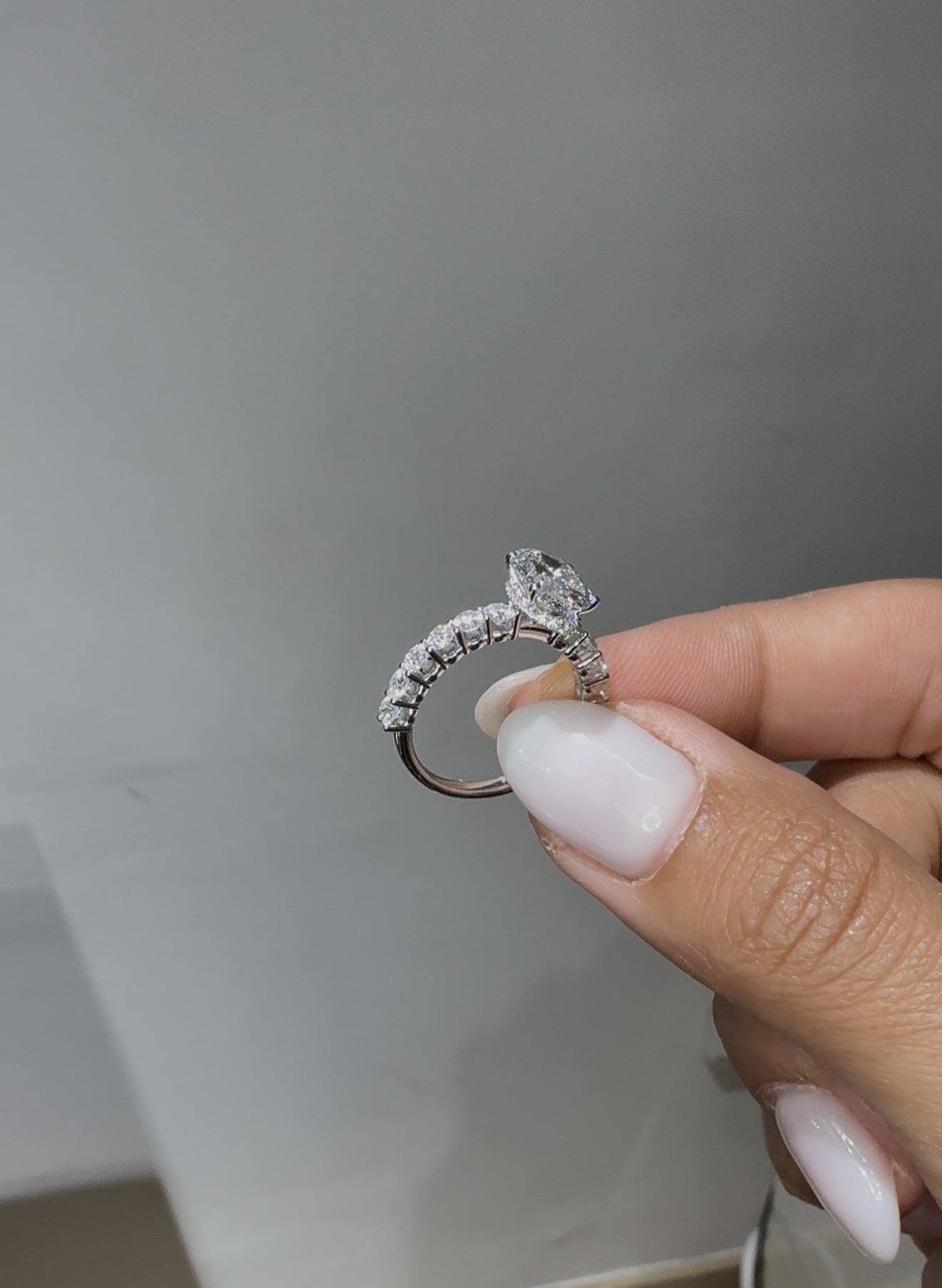 JRS 007 OVAL