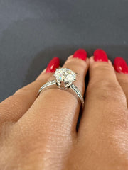 2.30 Ct E Renk VS2 Berraklık Tiffany Kanal Mıhlama Model Pırlanta Yüzük media 5
