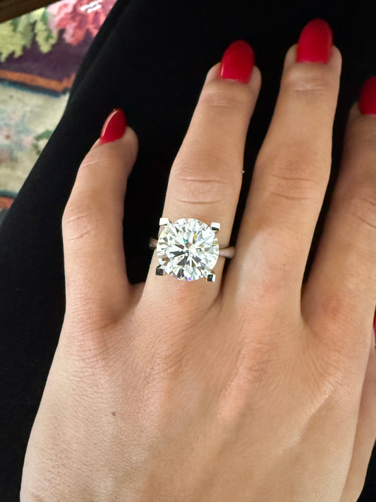 7.00 Ct Valentino Montür Şahane Tektaş Pırlanta Yüzük - E Renk