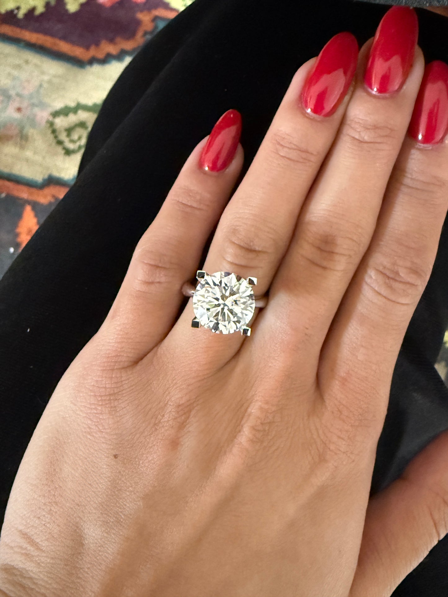 7.00 Ct Valentino Montür Şahane Tektaş Pırlanta Yüzük - E Renk