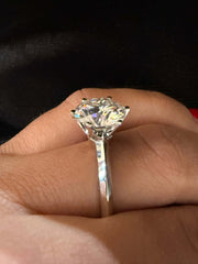 3.60 Ct Tiffany Montür E Renk VS2 Berraklık Tektaş Pırlanta Yüzük - Balıksırtı Kol media 5