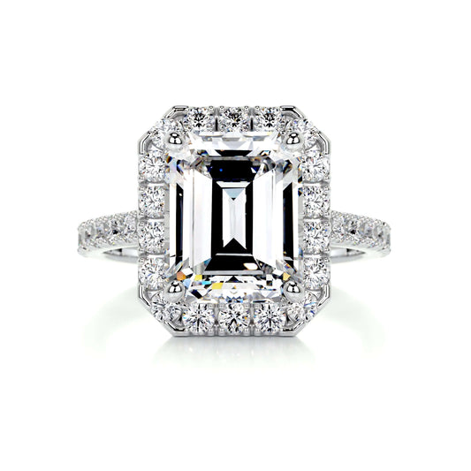 Halo Kolları Taşlı Emerald Pırlanta Nişan Yüzüğü