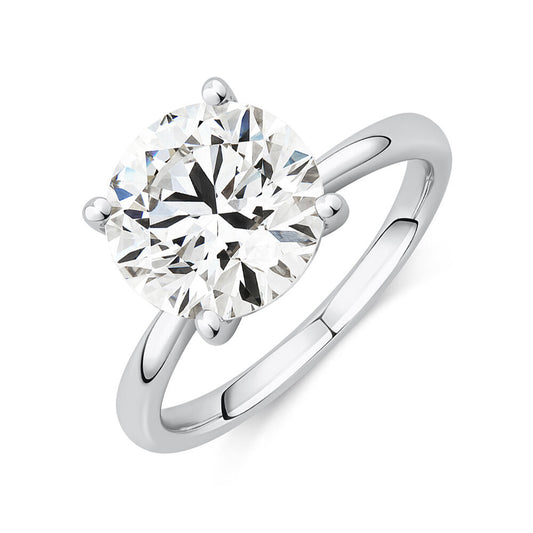 Round Cut Classic Solitaire Diamond Ring