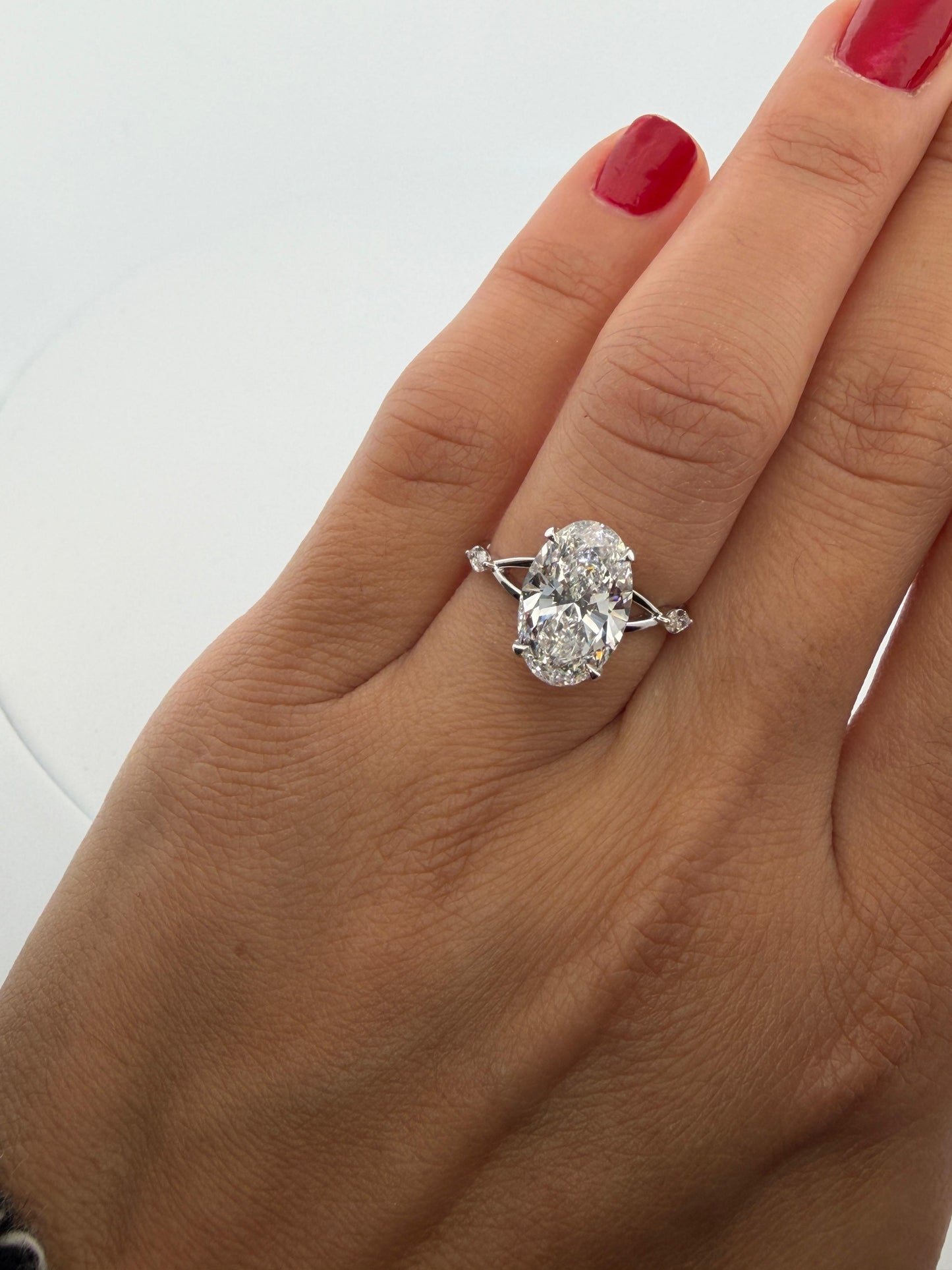 Miraggio  Oval 2.0 - 4.0 ct