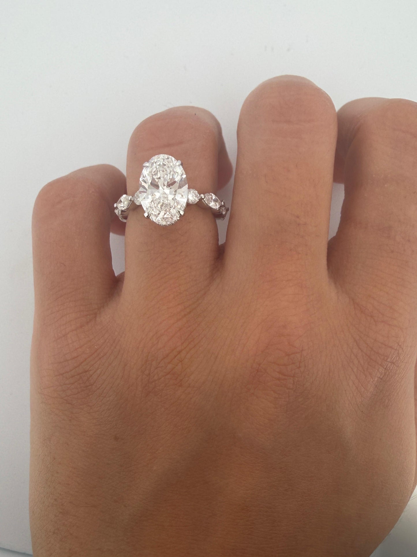 XX  Oval 2.0 - 4.0 ct