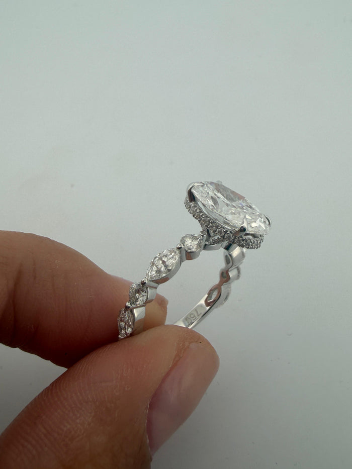 Miranda Oval 2.0 - 4.0 ct