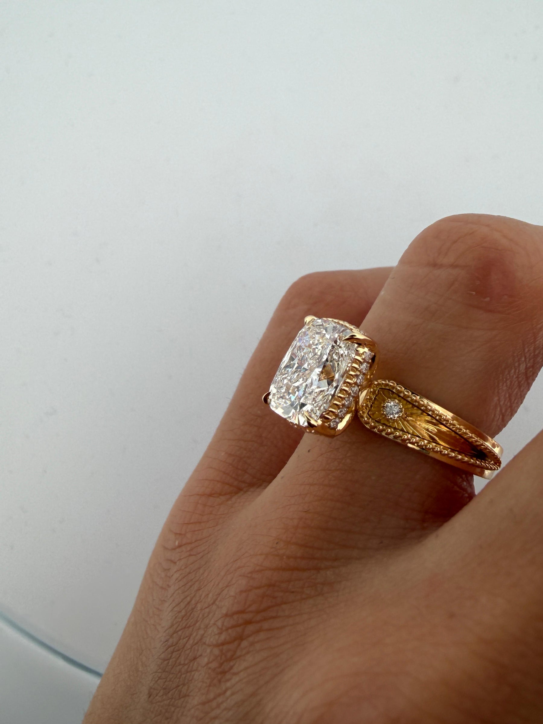 Taylor Swift 3.0 ct