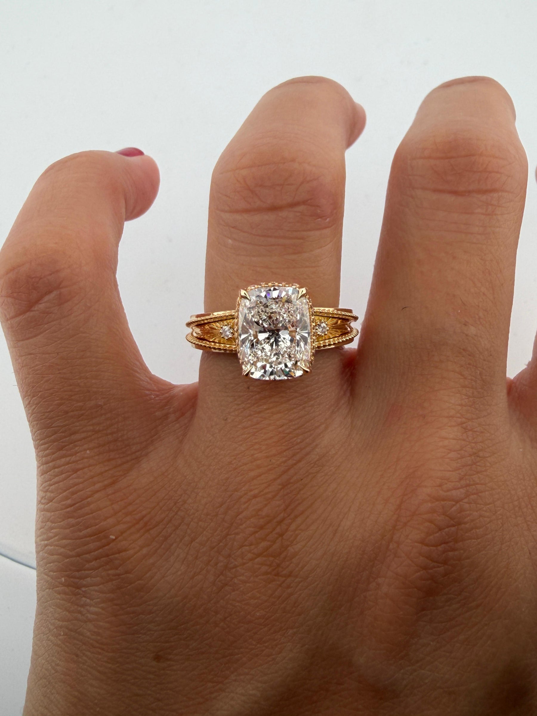 Taylor Swift 3.0 ct