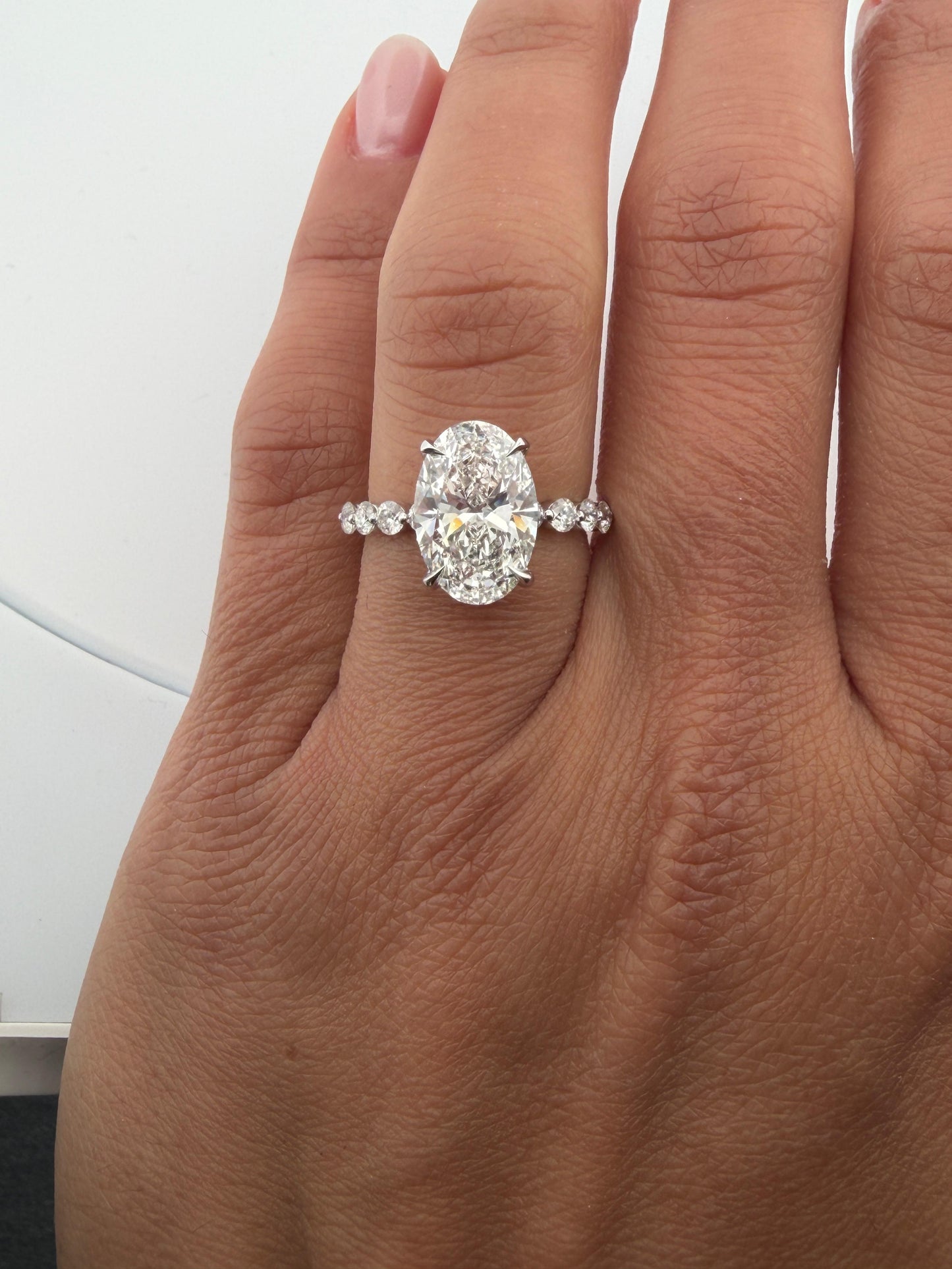 Vanity Oval 2.0 ct