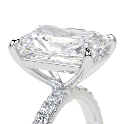 Radiant Kesim 2.51 Ct E Renk VS1 Berraklık Pırlanta Yüzük