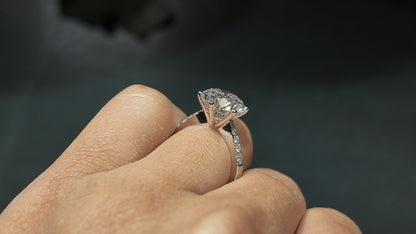 5.00 Ct F Renk VS2 Berraklık Süzme Taşlı İtalyan Kol Pırlanta Yüzük