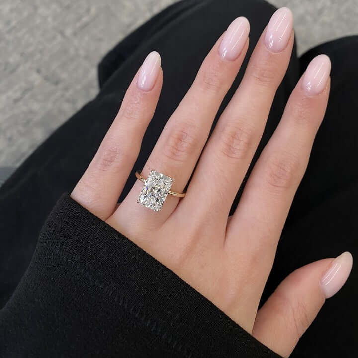 4.00 Ct D Renk VS1 Berraklık Sarı Altın Radiant Pırlanta Yüzük