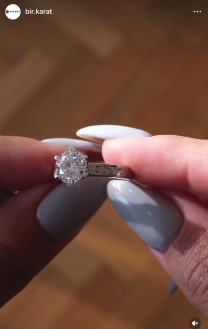 Tiffany II  Kanal Mıhlama Sertifikalı Pırlanta Yüzük